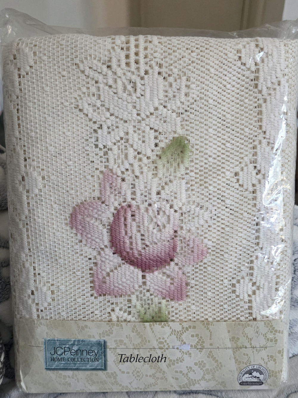 jcpenney Cream Tablecloth with Pink Floral Embroidery